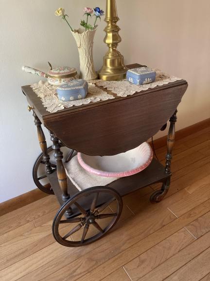 Antique bedroom set