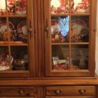 Dining Room Table, Hutch and matching Sideboard for sale in Poultney VT by Garage Sale Showcase member bjlenihan, posted 07/19/2021