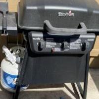 Outside grill for sale in San Diego CA by Garage Sale Showcase member Kweske9797, posted 10/19/2021