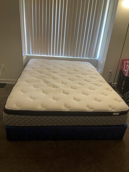 Queen mattress and box spring for sale in San Diego CA