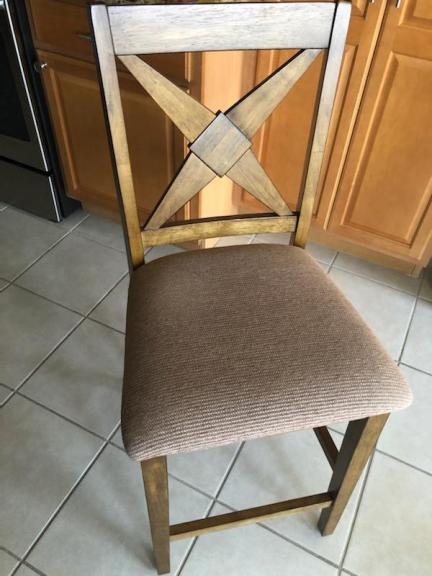 Kitchen dinette set