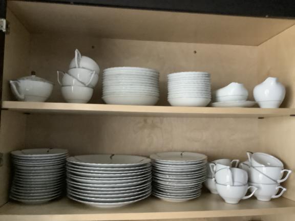 Dishes for sale in Edison NJ