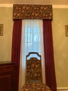 Elegant Solid walnut wood Dining room Set