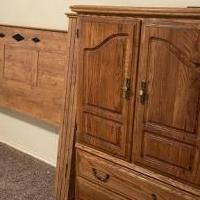 Bedroom furniture for sale in Lubbock TX by Garage Sale Showcase member Mattyice0212, posted 08/30/2021