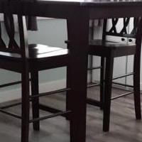 Square Pub Table & 4 Matching Barstools for sale in Beulah MI by Garage Sale Showcase member kvh2014, posted 07/09/2021