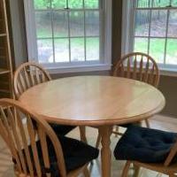 Kitchen Table/4 Chairs for sale in Franklin Lakes NJ by Garage Sale Showcase member Mayoub, posted 06/13/2021
