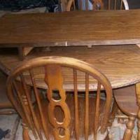 Oak dinning table for sale in Burr Oak MI by Garage Sale Showcase member rock416, posted 10/28/2021