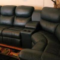 Leather Couch 6 piece for sale in Seminole FL by Garage Sale Showcase member mtalika, posted 09/10/2021