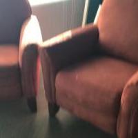 Recliners for sale in Dandridge TN by Garage Sale Showcase member Shalimar, posted 11/11/2021