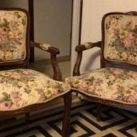 Accent chairs for sale in Dandridge TN by Garage Sale Showcase member Shalimar, posted 11/11/2021