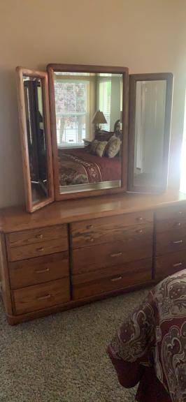 Bedroom set