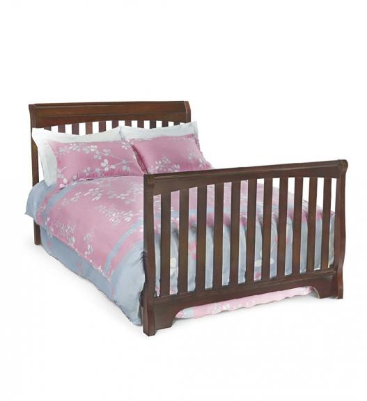 Delta Convertible Crib and Dresser Set
