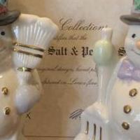 Lenox Salt & Pepper Shakers for sale in Whitehouse Station NJ by Garage Sale Showcase member judyesp, posted 01/12/2021