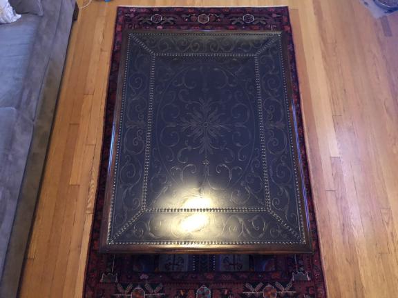 HOME FURNITURES: COFFEE TABLE