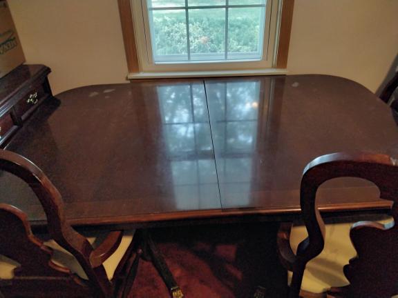 Kitchen table with 4 chairs
