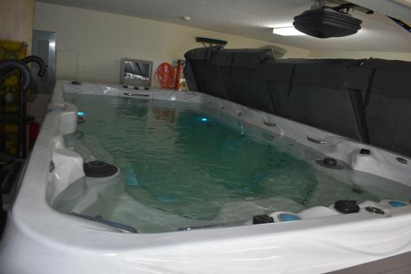 SWIM SPA- PREMIUM LEISURE ELITE 14'