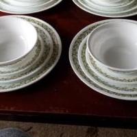 Corelle dishes 28 piece for sale in Indianapolis IN by Garage Sale Showcase member Lilwade84, posted 01/15/2023
