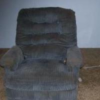 Lift chair for sale in Burr Oak MI by Garage Sale Showcase member junkman46, posted 05/02/2022