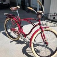 Huffy Bike for sale in Naples FL by Garage Sale Showcase member Bunecky, posted 05/10/2022
