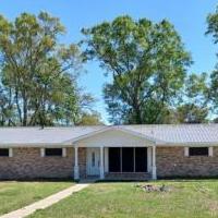 609 Gilbert Street Saraland Al 36571 for sale in Saraland AL by Garage Sale Showcase member dianehayes2006, posted 04/05/2022