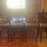 4 Bar Chairs for sale in Thornton CO by Garage Sale Showcase member 01cemekk02, posted 11/15/2022