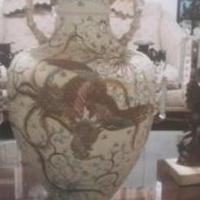 Decretive vase for sale in Cardington OH by Garage Sale Showcase member James Horton, posted 12/14/2022