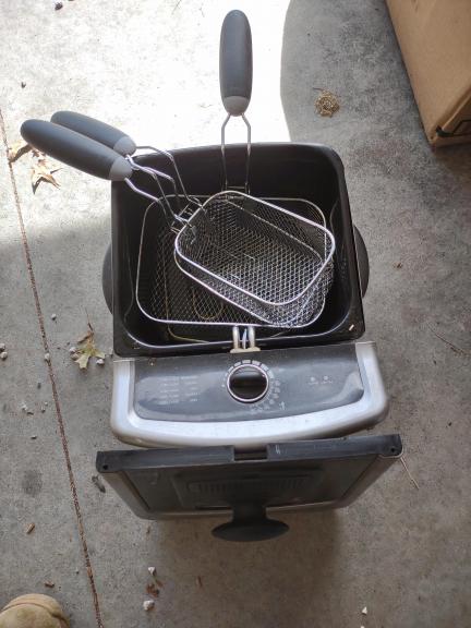 Deep fryer for sale in Farmersburg IN