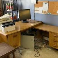 Desks (multiple) for sale in Van Wert OH by Garage Sale Showcase member triple AAA, posted 08/16/2022