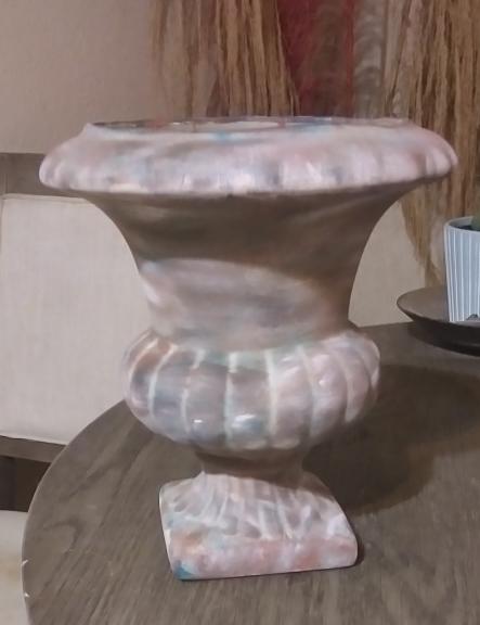 Ceramic Vase for sale in Franklin Parish LA