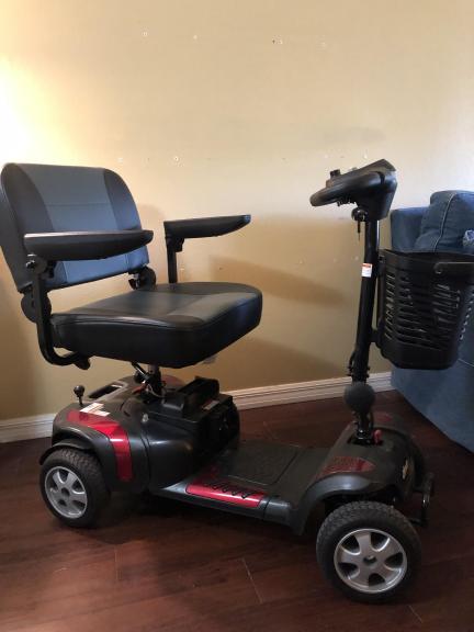 PHOENIX HD 4 MOBILITY SCOOTER
