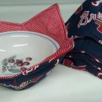Atlanta Braves bowl cozzies for sale in Clayton GA by Garage Sale Showcase member grandmajunie, posted 08/17/2022
