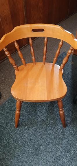 Kitchen chairs for sale in Russell PA