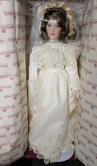 Her Grandmothers Dress for sale in Cleveland OH