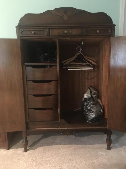 Antique bedroom set