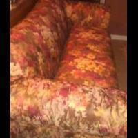 BEAUTIFUL.  FLORAL (LANE) COUCH (VERY NICE) for sale in Dexter MO by Garage Sale Showcase Member GSS Member 2793