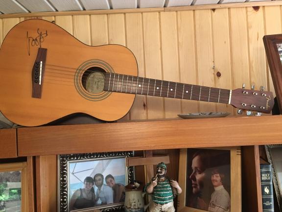 Fender Acoustic Guitar (signed by George Strait) for sale in Norwalk OH