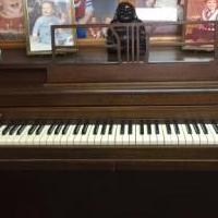 Betsy Ross Spinet Piano for sale in Montgomery County IL by Garage Sale Showcase member barbmaje, posted 08/12/2018