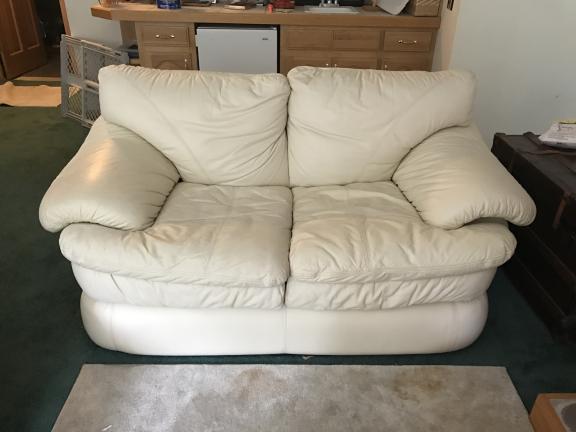 SOFA AN LOVE SEAT4