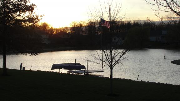 Garage sale in Berne, Indiana of Garage Sale Showcase Member BernigenDriveOverstock.