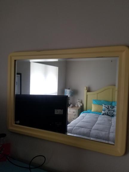 Queen bed bedroom set