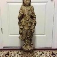 Statue of a Woman from India for sale in Tiffin OH by Garage Sale Showcase member 1lokapo, posted 08/30/2018