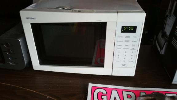 Microwave for sale in Bluffton IN