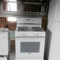Amana Refrigerator & Gas stove for sale in Oregon IL by Garage Sale Showcase member Soffelea, posted 03/24/2018