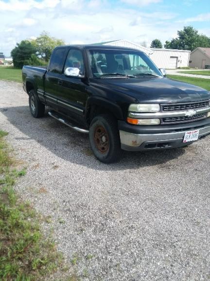 1999 Chevy Silverado 2500, 4 wheel drive