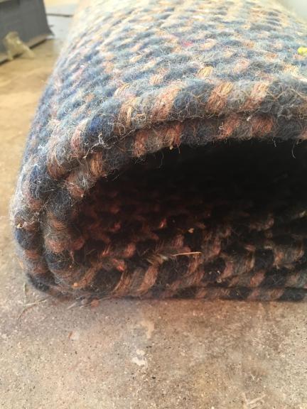 Table/Huge wool rug