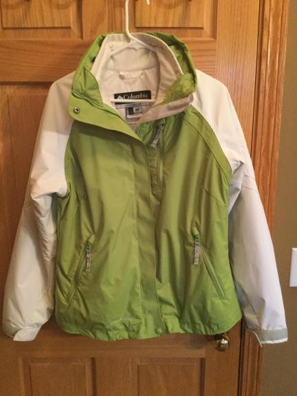 Woman’s Ski Jacket for sale in Greenfield MN