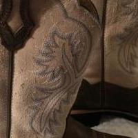Ariat Fatbaby Western Boots for sale in Salem OR by Garage Sale Showcase member Jean4730, posted 04/06/2018