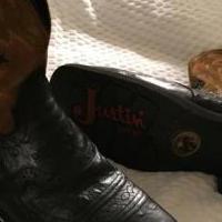 Justin Gypsy Western Boots for sale in Salem OR by Garage Sale Showcase member Jean4730, posted 04/06/2018