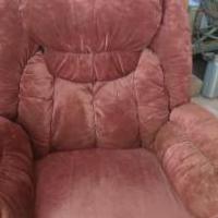 Recliner for sale in Park Falls WI by Garage Sale Showcase member Mary Jane, posted 05/27/2018