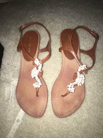 Women's Slingback Sandal Size 9M for sale in Roseville MI